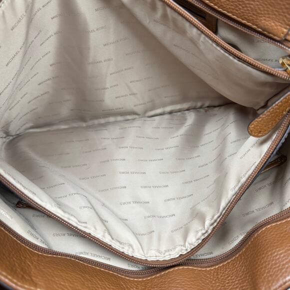 Michael Kors Mercer Medium Top Zip Multi-Function Tote w/COA - one minor callout - Picture 16 of 16